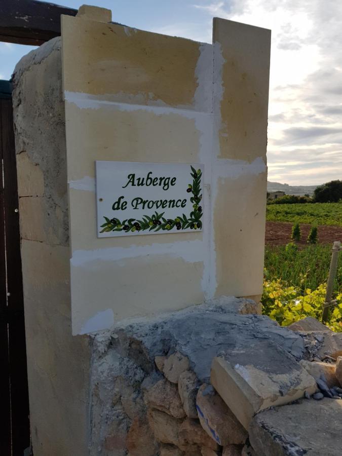 Гостевой дом Auberge De Provence Siggiewi Экстерьер фото